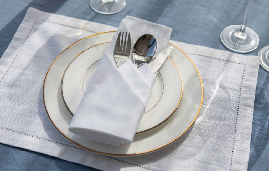 Plain Damask plain damsk white feature picture satin weave 100% cotton material pure luxury premium table linen napkin table cloth any size available color customized